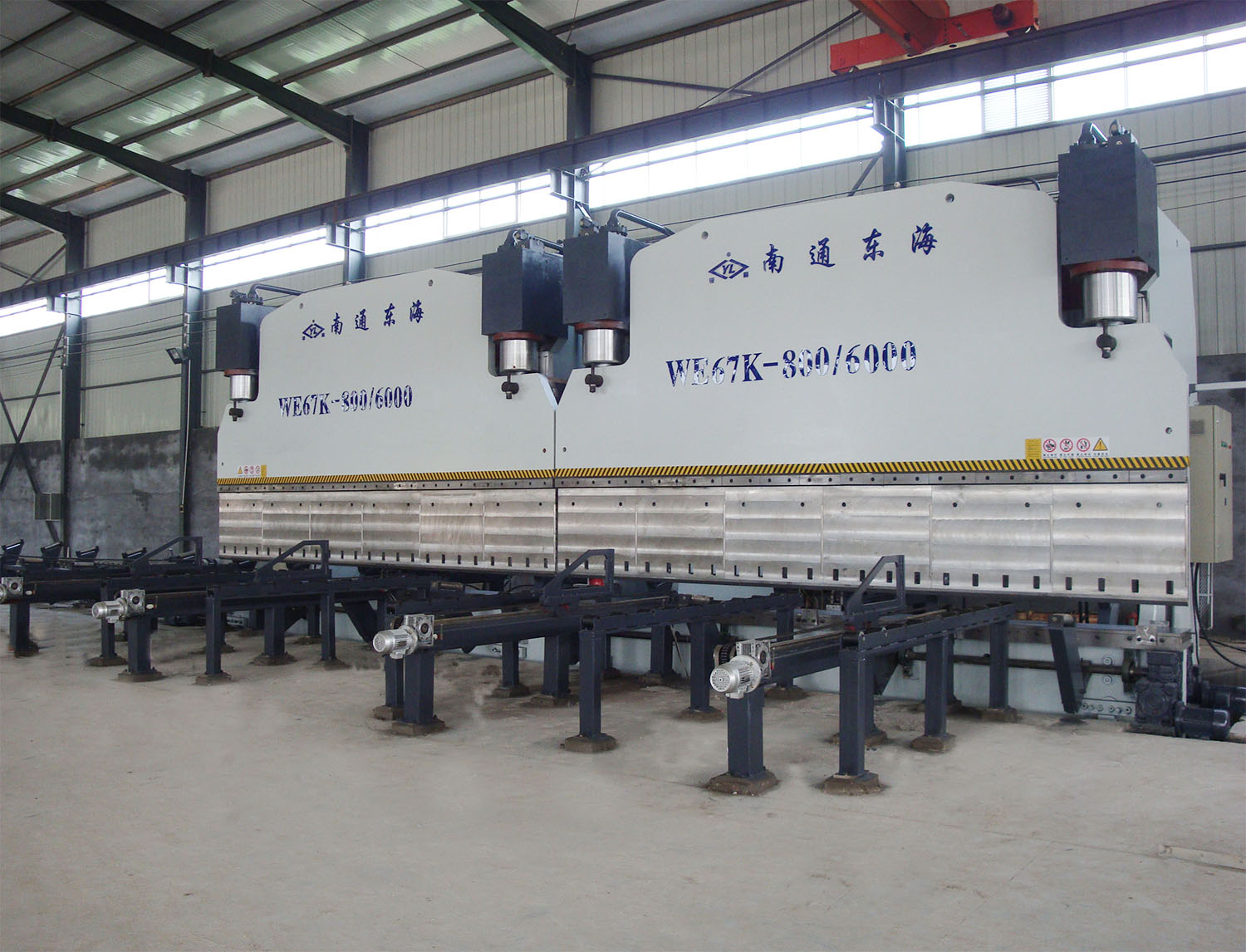 2xWE67K-800T6000 CNC press brake in tandem